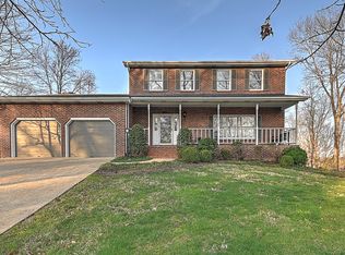 3708 Arrowhead Trl, Kingsport, TN 37664