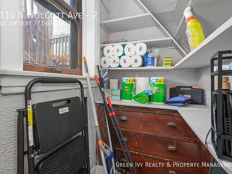1110 N Wolcott Ave #2 — Photo 17