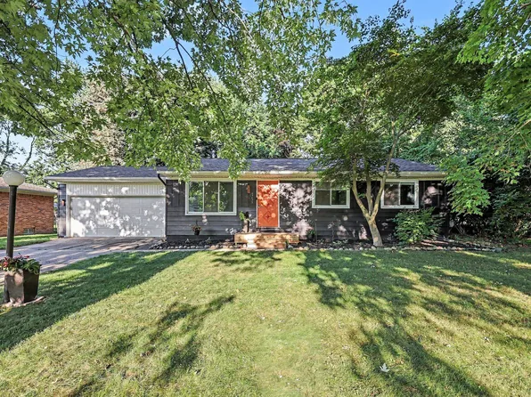 47473 Woodall Rd, Shelby Township, MI 48317