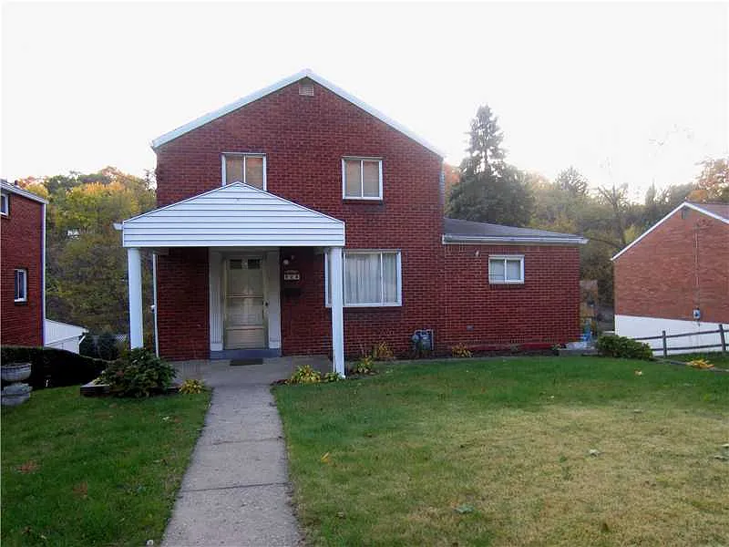 924 Jefferson Rd photo 1