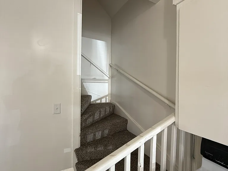 1420 Francis St #1 — Photo 5