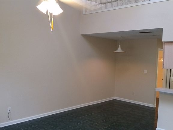 3rd image of 2516 Nugget Ln