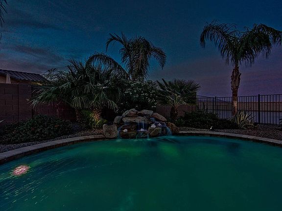 4th image of 22105 N Diamond Dr
