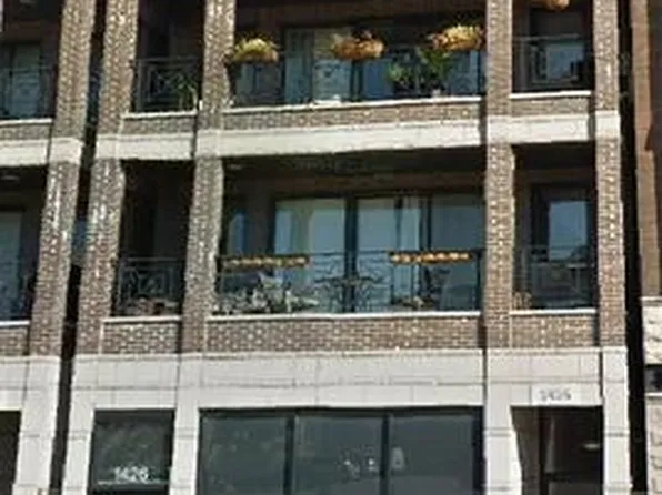 1426 W Irving Park Rd APT 2, Chicago, IL 60613