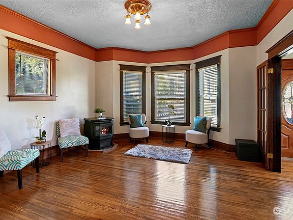 5th image of 637 Highland Avenue