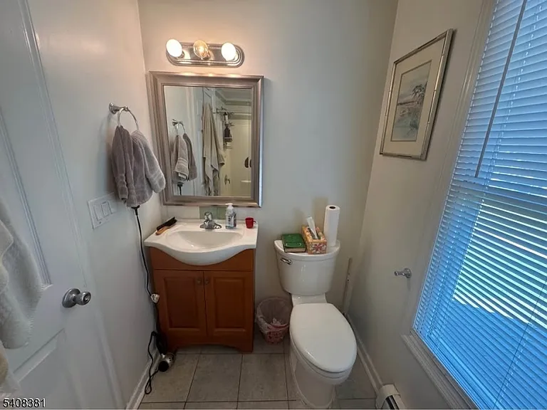 27 Broad St — Photo 17