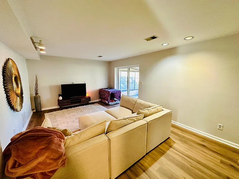 3501 Windgate Way — Photo 5