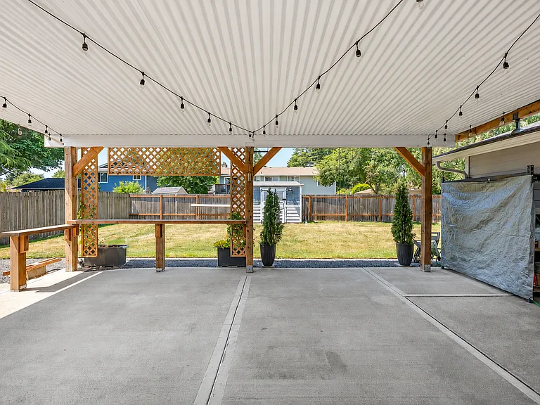 62 Queets St — Photo 22