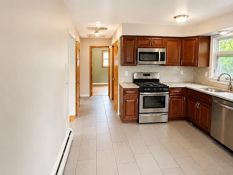 106 Rochelle Pkwy #2 — Photo 10