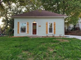 204 S Hazel St, Glenwood, IA 51534