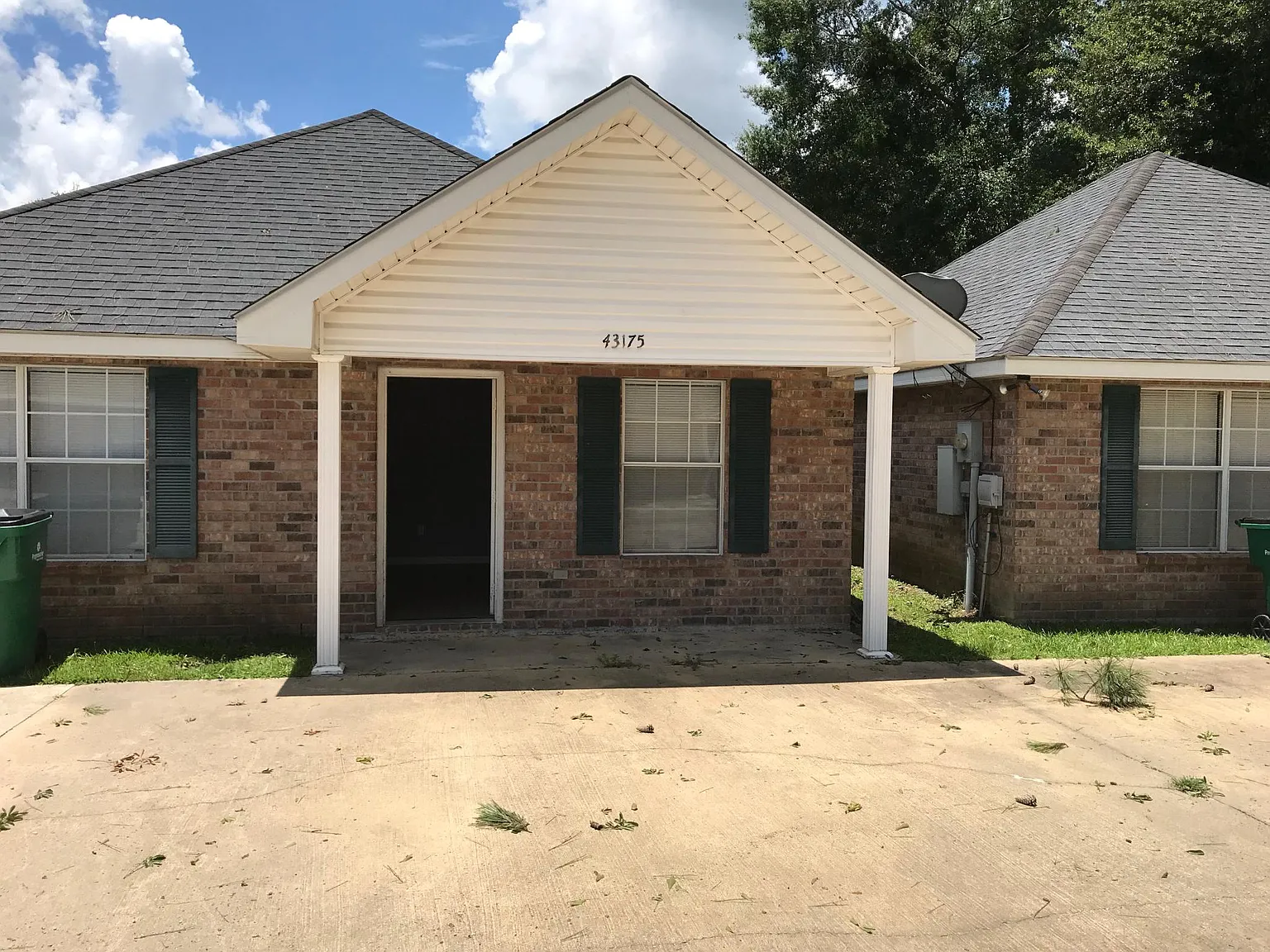 1 bed, 950 sqft, $995 — Photo 1