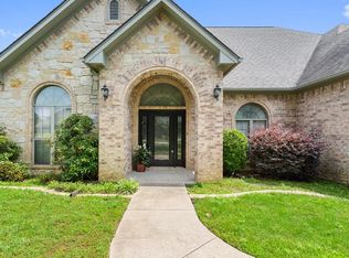 15233 Wagon Wheel Cir, Chandler, TX 75758
