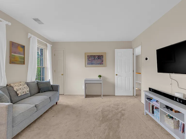 7707 Lake Glen Dr — Photo 24