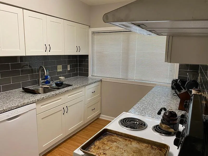 3 bed, 1600 sqft, $2,175 — Photo 3