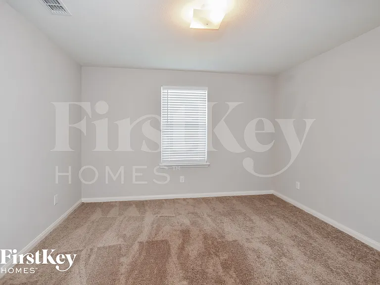 9005 Woodfern Dr — Photo 12