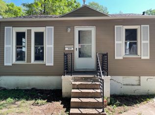 3529 N 41st St, Omaha, NE 68111