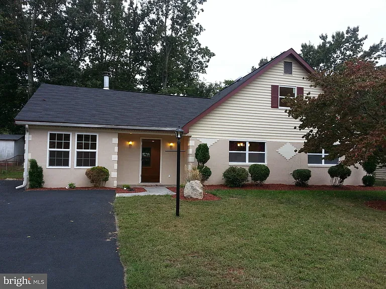326 Garner Ave — Photo 18