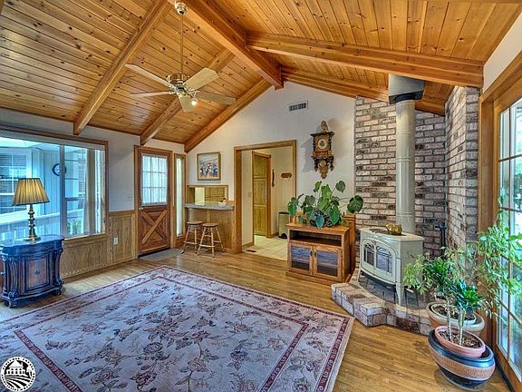 5th image of 13361 Cliffton Way