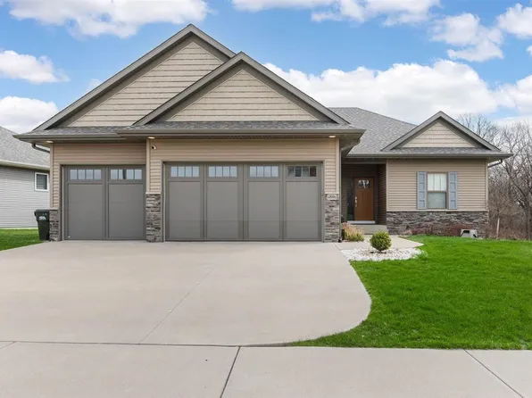 4886 Preston Ln, Iowa City, IA 52246