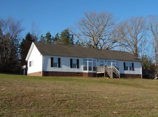 26 Mill Bank Rd, Pamplin, VA 23958