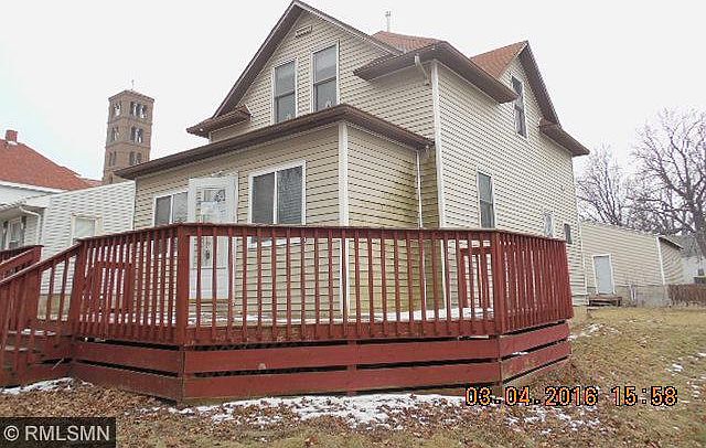 1st image of 208 S 10th St