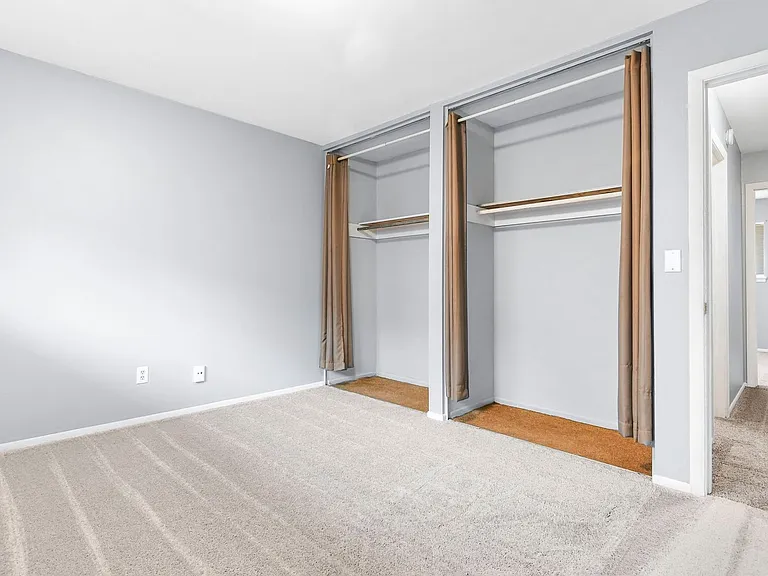 509 White City Blvd — Photo 33