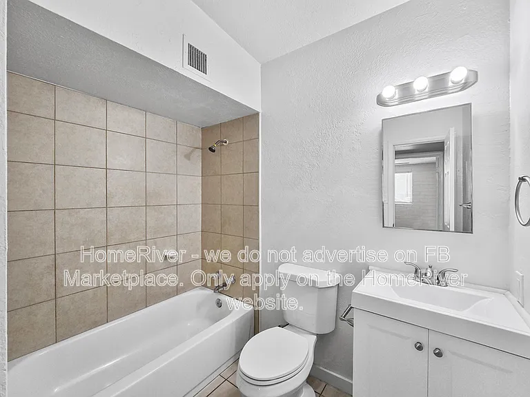 6019 N 32nd Dr — Photo 15