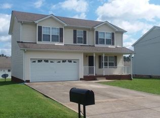 120 Wolverine Trl, La Vergne, TN 37086