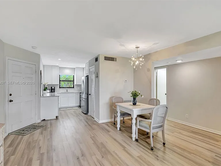 755 Saturn St #G202 — Photo 34