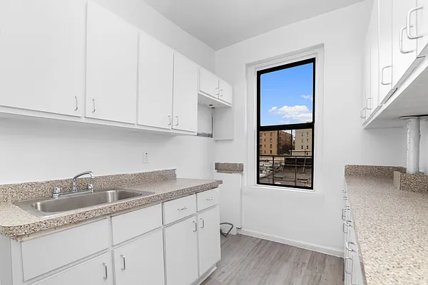 Rented by MNS | media 5