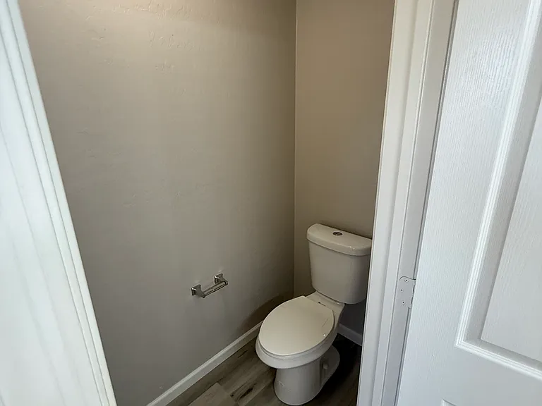 8836 W Adam Ave — Photo 17