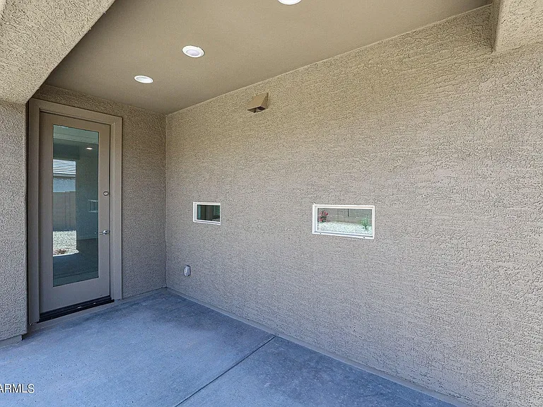 16554 W Questa Dr — Photo 33