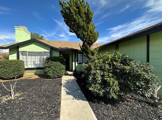 37858 Silk Tree Ln, Palmdale, CA 93550