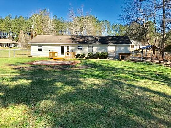 4th image of 1331 Warren Cir N