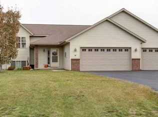 2060 Arlene Ln, Kronenwetter, WI 54455