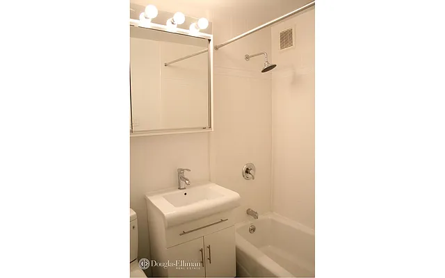 Rented by Douglas Elliman | media 43