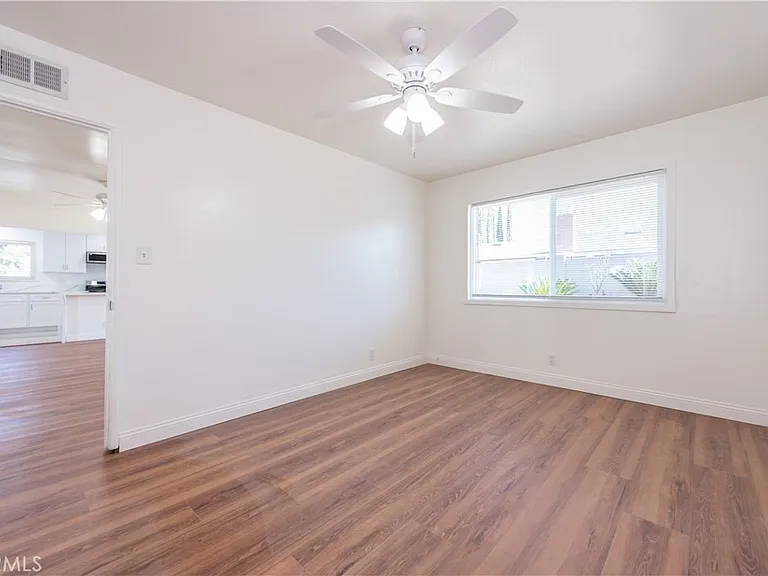 8002 San Luis Cir — Photo 16