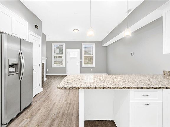 4th image of 33 Ocean Boulevard #3