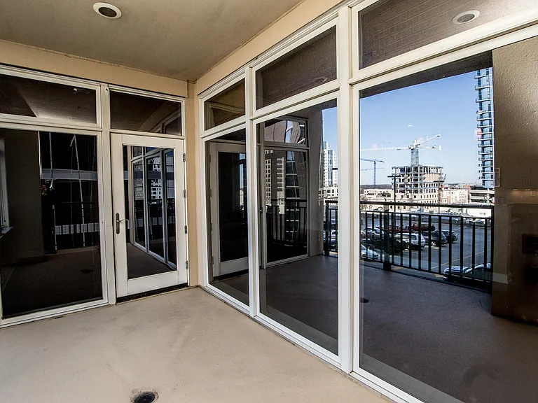 Large Terrace w/Access from Living Room