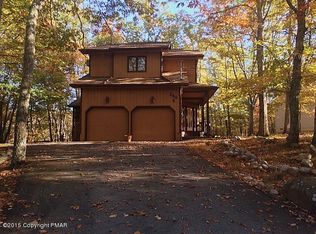 286 Somerset Dr, East Stroudsburg, PA 18301