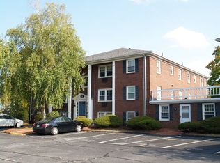 17 Sinai Cir #C-12, Chelmsford, MA 01824