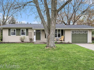 2378 Wildwood Circle Dr, Grand Blanc, MI, 48439