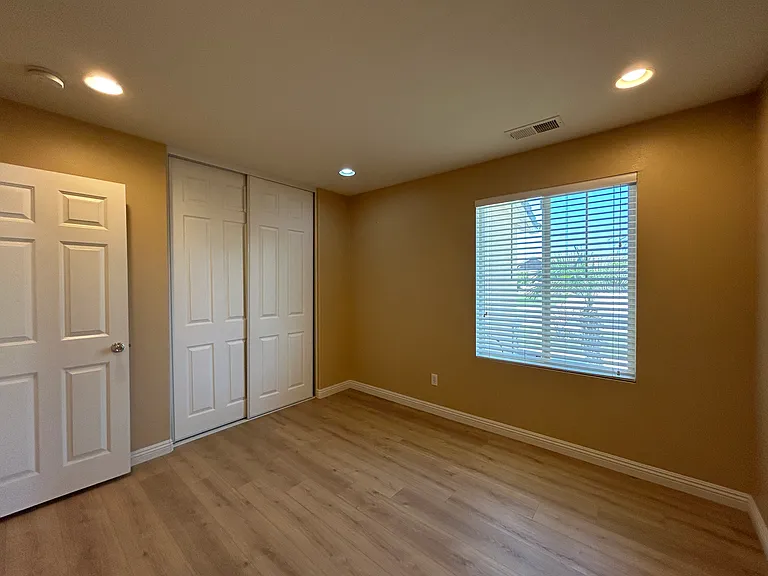 7346 Lower Creek Cir — Photo 16