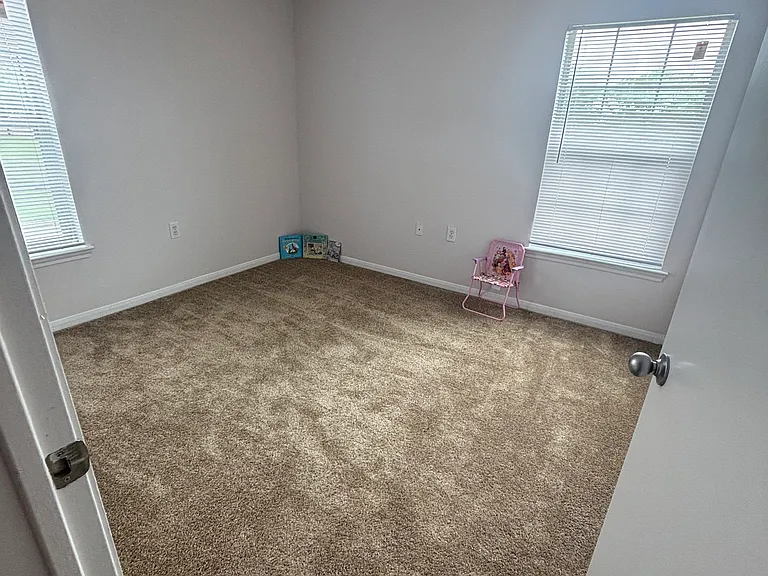 Bay Ranch Apartments — Photo 15