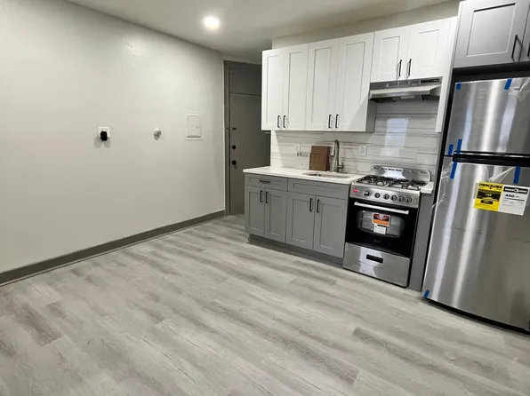 838 Communipaw Avenue image 2 of 5