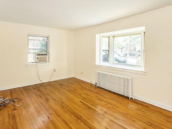 5th image of 7120 260th St #A