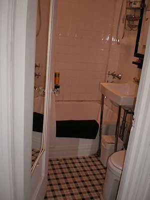 Rented by Frank Valvo Real Estate | media 13
