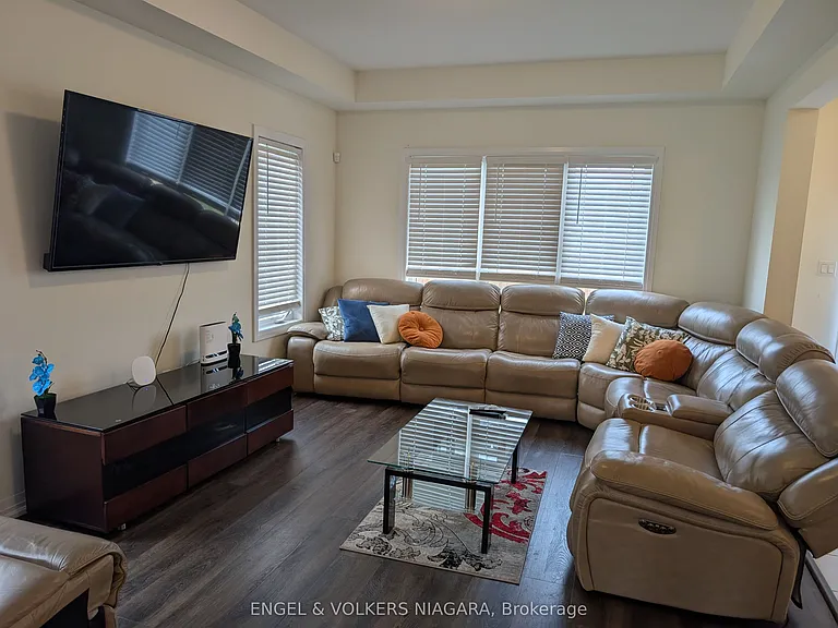 7330 Marvel Dr — Photo 4