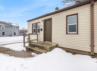 905 S 10th Ave, Sioux Falls, SD 57104