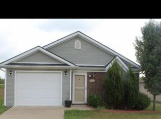 122 Lake Forest Dr, Georgetown, KY 40324